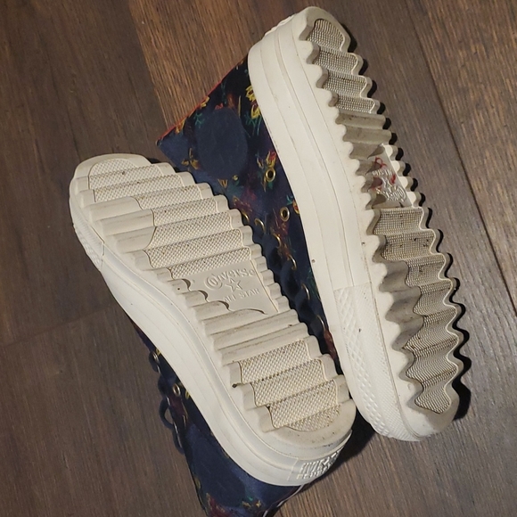 Womens Converse platform lugged sneakers sz 7 - Picture 7 of 8